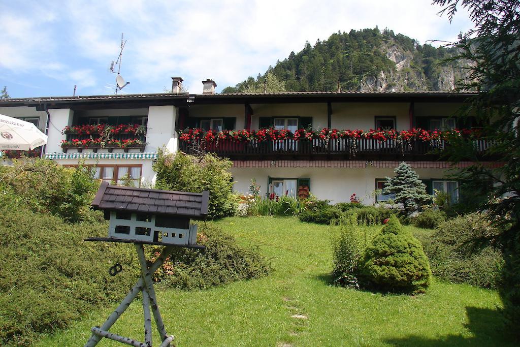 Tonihof Eschenlohe Hotel Buitenkant foto